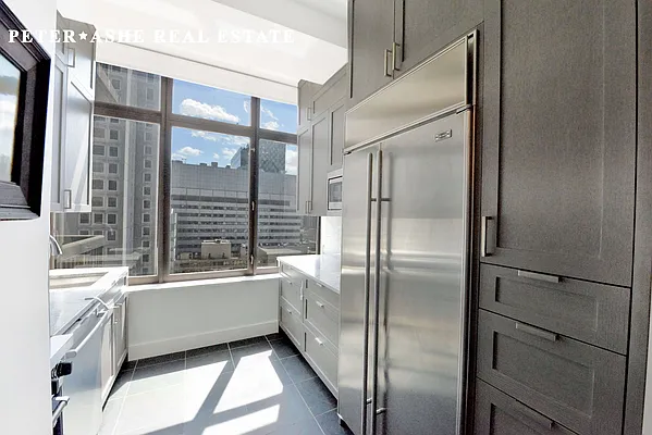 Rented by Peter Ashe | media 21