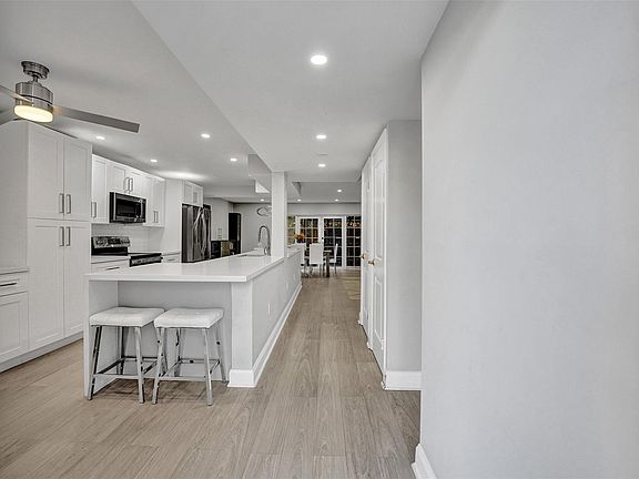 4th image of 3301 Raleigh Street #4B