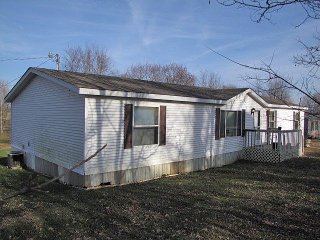 2nd image of 34 Oxmoor Ln