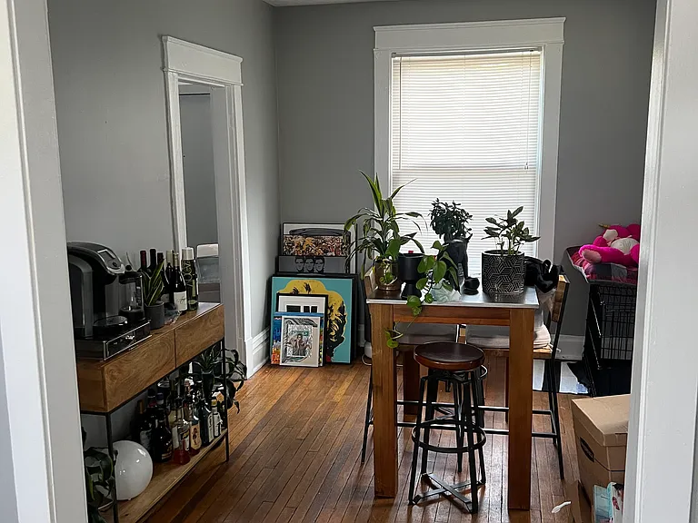 1064 E Rich St — Photo 3