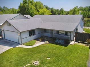 3349 Nathan Dr, Anderson, CA 96007