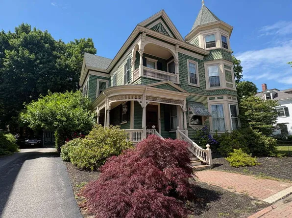 342 Main St, Saco, ME 04072