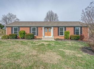 679 Peachtree Valley Dr, Roanoke, VA 24012