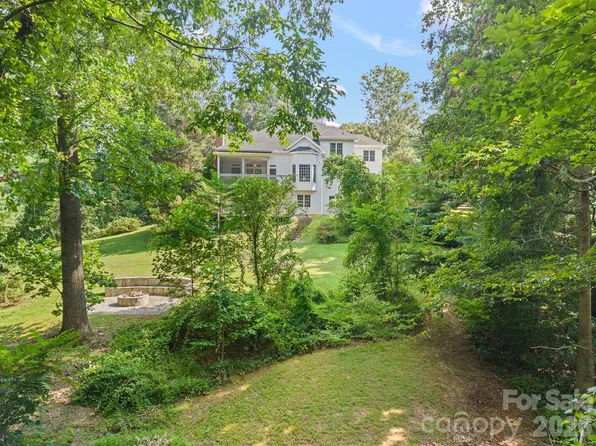 210 Clear Vista Cir, Asheville, NC 28805