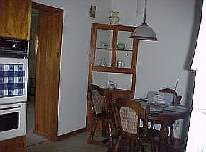 eat in kitchen