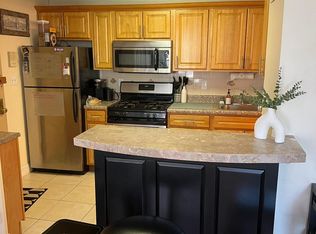 337 1st Ave APT 3, New York, NY 10003