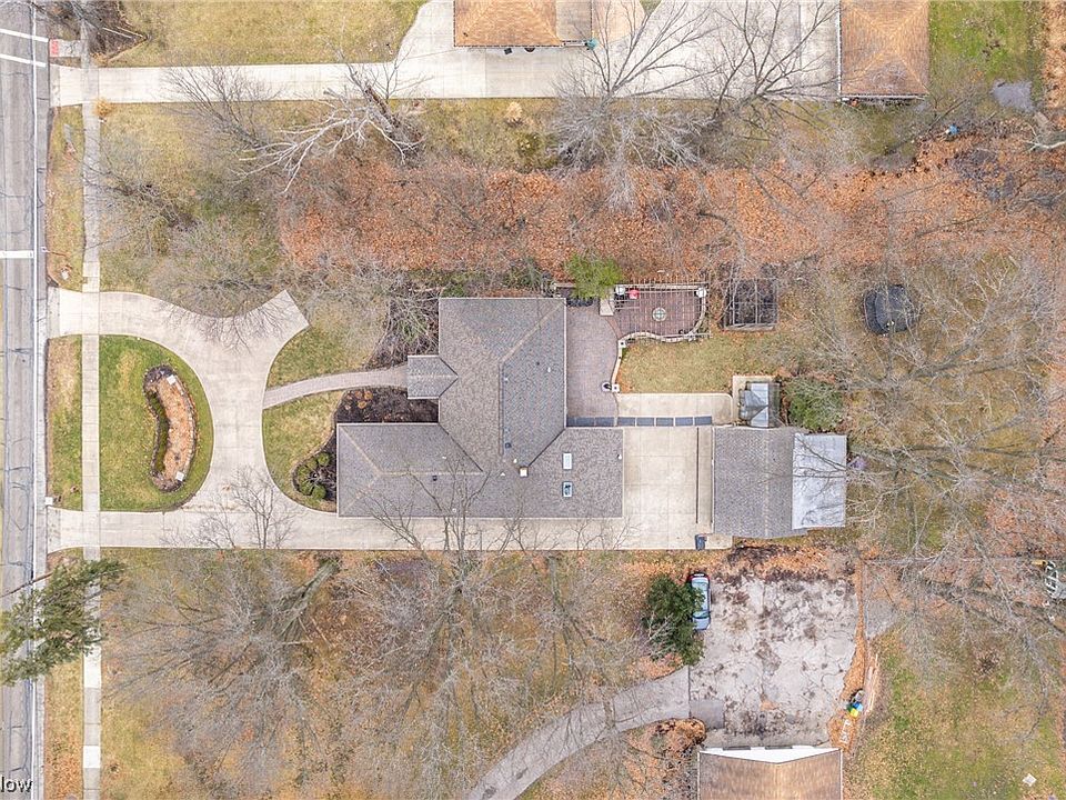 6325 Crossview Rd, Seven Hills, OH 44131 Zillow