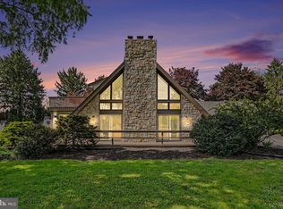 811 Wellington Dr, Carlisle, PA 17013