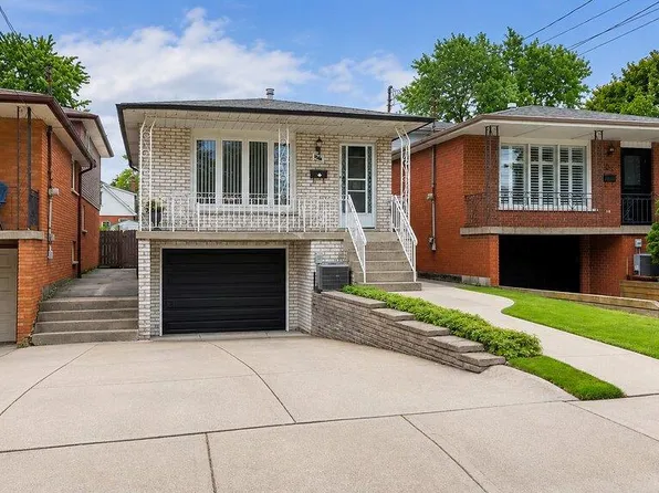229 E 8th St, Hamilton, ON L9A 3L7