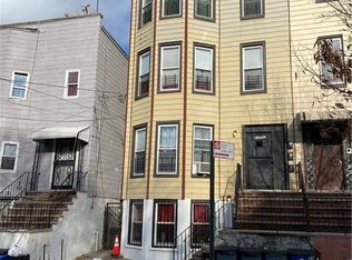 1626 Taylor Ave, Bronx, NY 10460
