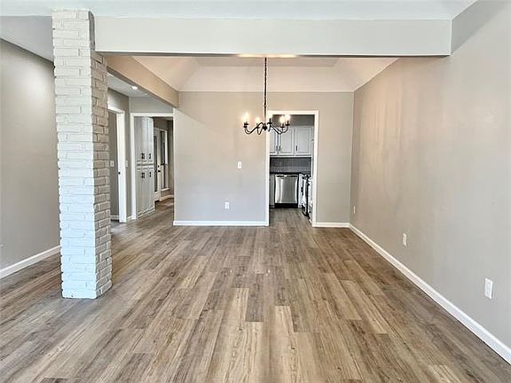 4th image of 3404 San Mateo Dr