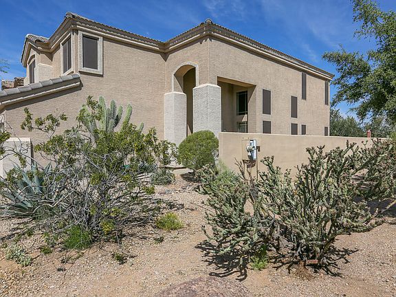 4th image of 5052 E Roberta Dr