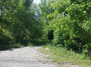 Boston Rd, Strongsville, OH 44136