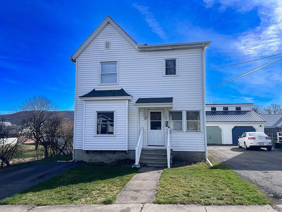 1st image of 1068 Admiral Pl