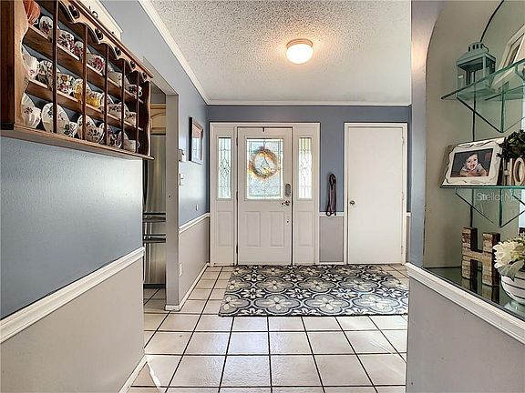 2nd image of 10301 Gray Eagle Dr