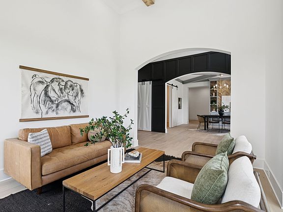 4th image of 360 Rucker Rd