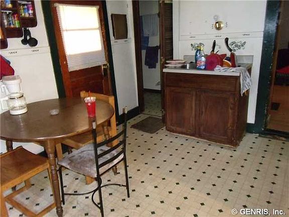 4th image of 25 Swaby St