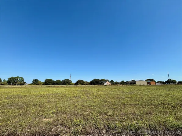 5424 Sunshine Ln, Kingston, OK 73439