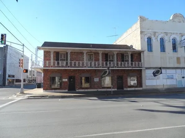 11 N Anglin St, Cleburne, TX 76031