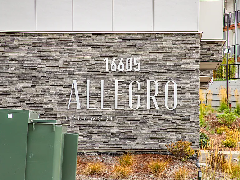 Allegro Apartments — Photo 23