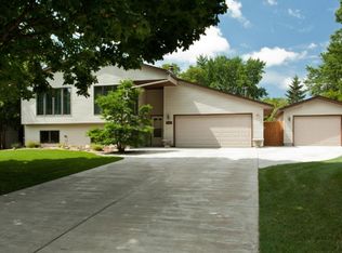 8807 88th St S, Cottage Grove, MN 55016