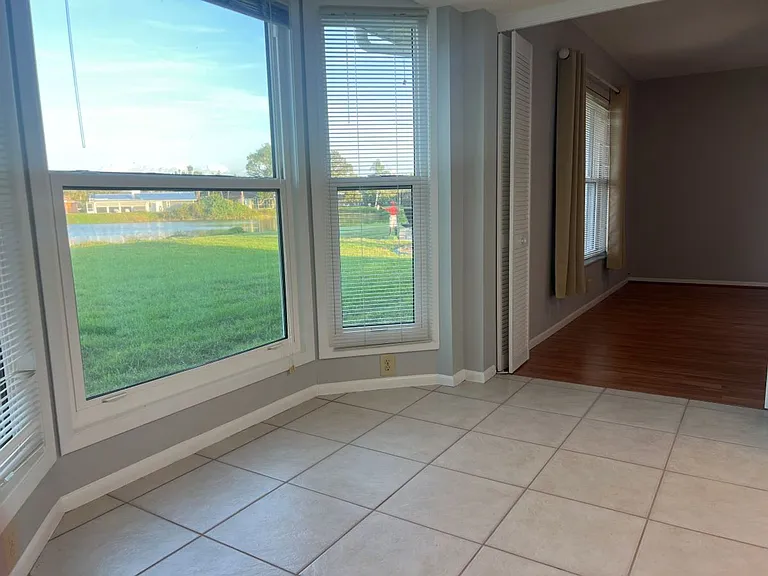 1240 Lucaya Ave — Photo 14