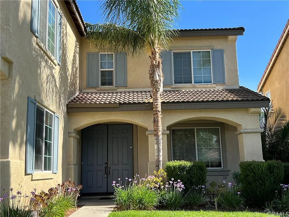 13745 Heatherwood Dr