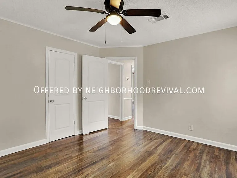 948 E Kelley Cir — Photo 7