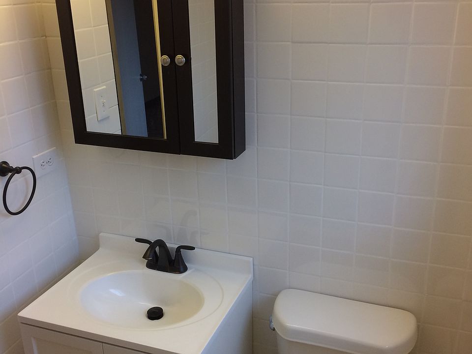 1st image of 525 Penn St APT 302