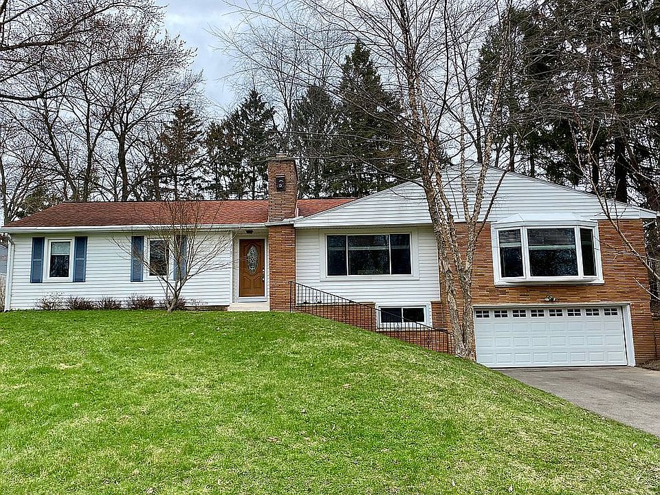 1st image of 3780 Lakewood Dr