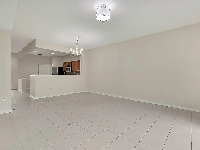 26548 Castleview Way — Photo 9