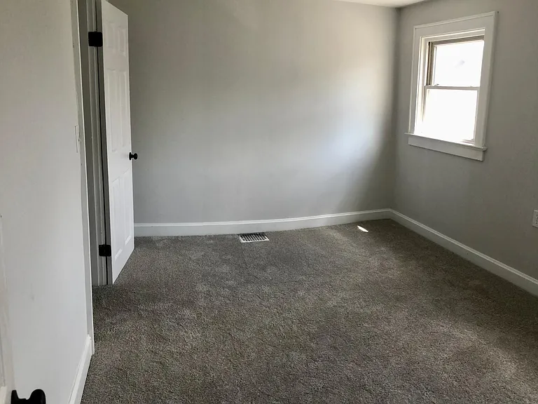 717 Wager St — Photo 23