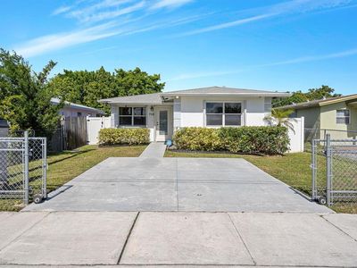 708 NW 5th Ct, Hallandale Beach, FL, 33009