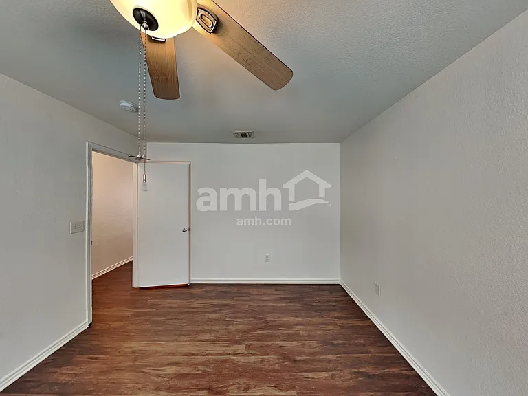 7827 Copper Holw — Photo 11
