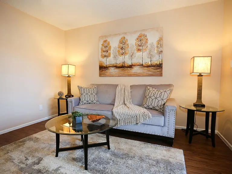 10134 W Mohawk Ln — Photo 18