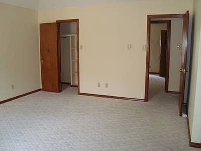 5th image of 5800 N 14th 1/2 St