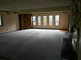 2357 W Hills Dr, Longview, WA 98632