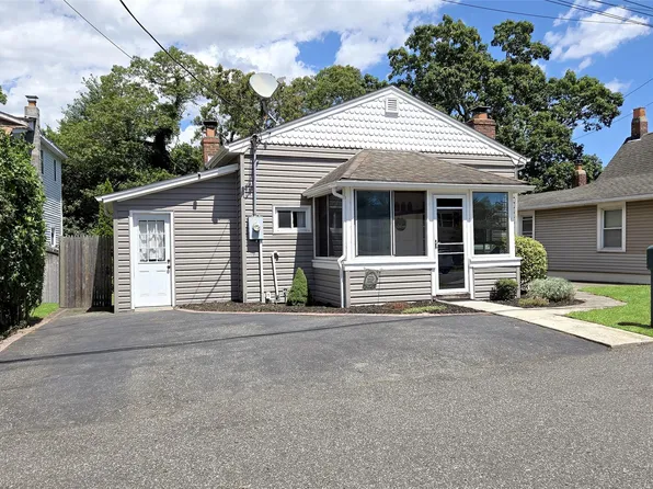 57 Lakeview Drive, Patchogue, NY 11772