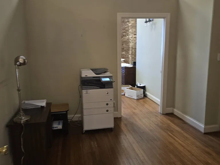 301 Broad St #250 — Photo 5