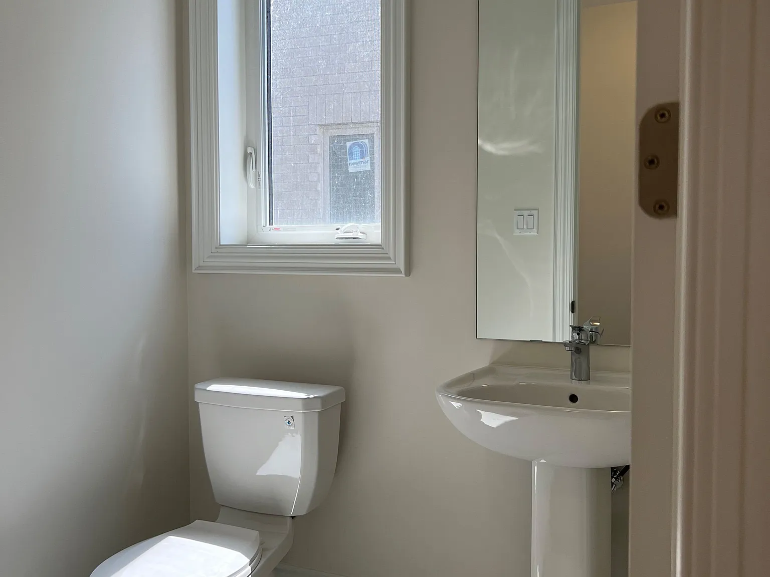 4 bed, $3,300 — Photo 2
