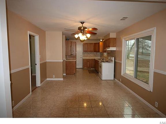 4th image of 6437 Darlow Dr