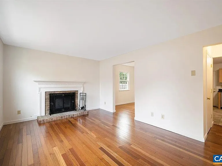 803 Orangedale Ave — Photo 2