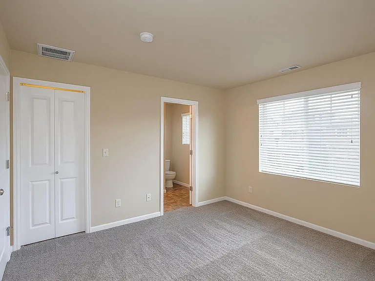 3992 SE Lone Oak St — Photo 11