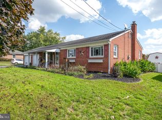 1104 Hanover Rd, York, PA 17408
