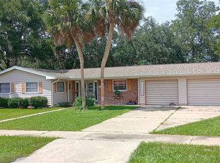 2555 W Gardenia Dr, Citrus Springs, FL 34434