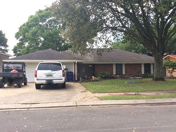 4th image of 103 S Pinecrest Dr