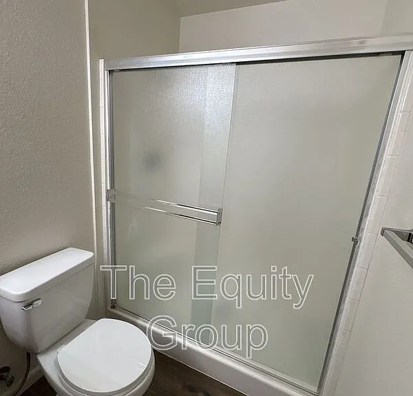 983 N Lynora St — Photo 15