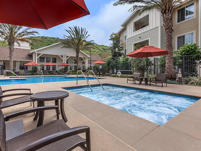 Sendero Gateway Apartment Homes — Photo 6