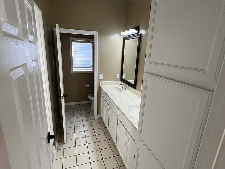 22841 Stallion Dr — Photo 4