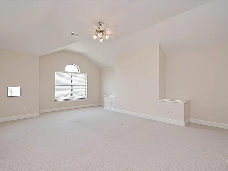 650 Westcross St #85 — Photo 19